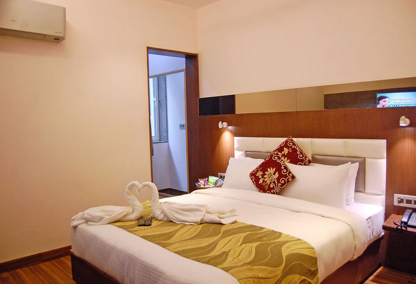 Hotel Rudra Vilas 11