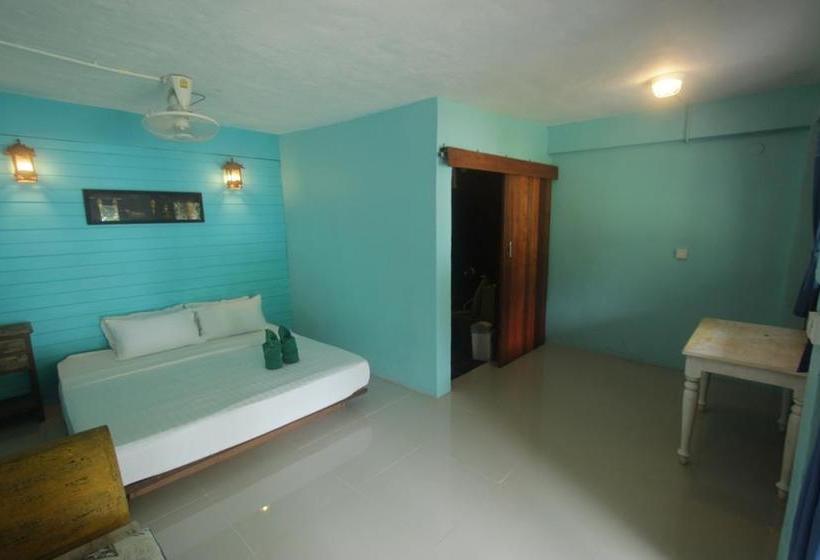 Chomjan Beach Resort 2