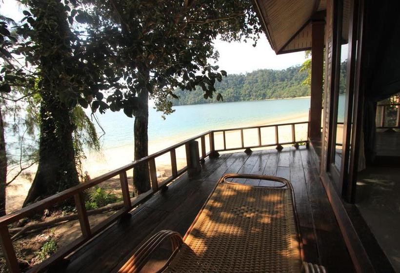 Chomjan Beach Resort 5