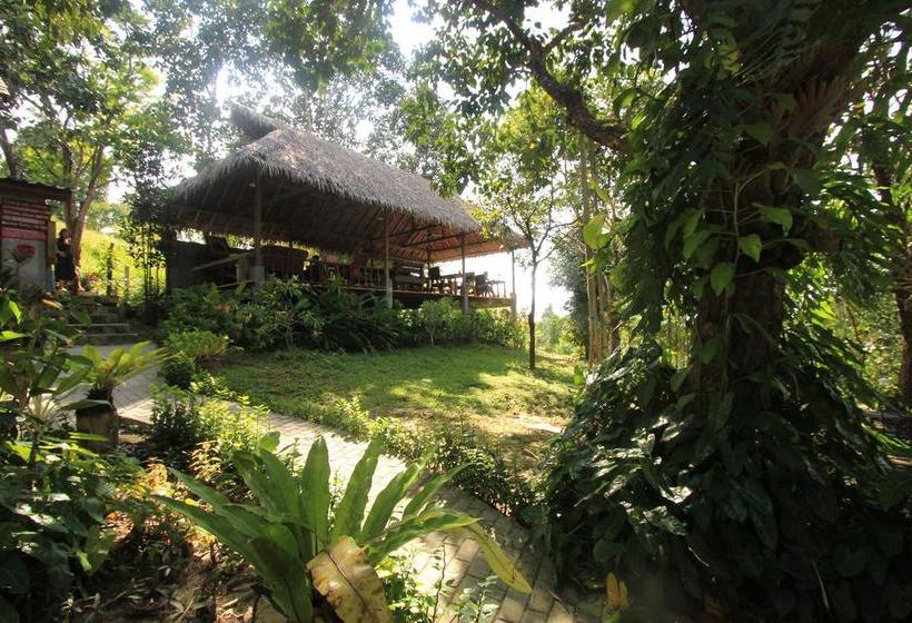 Chomjan Beach Resort 6