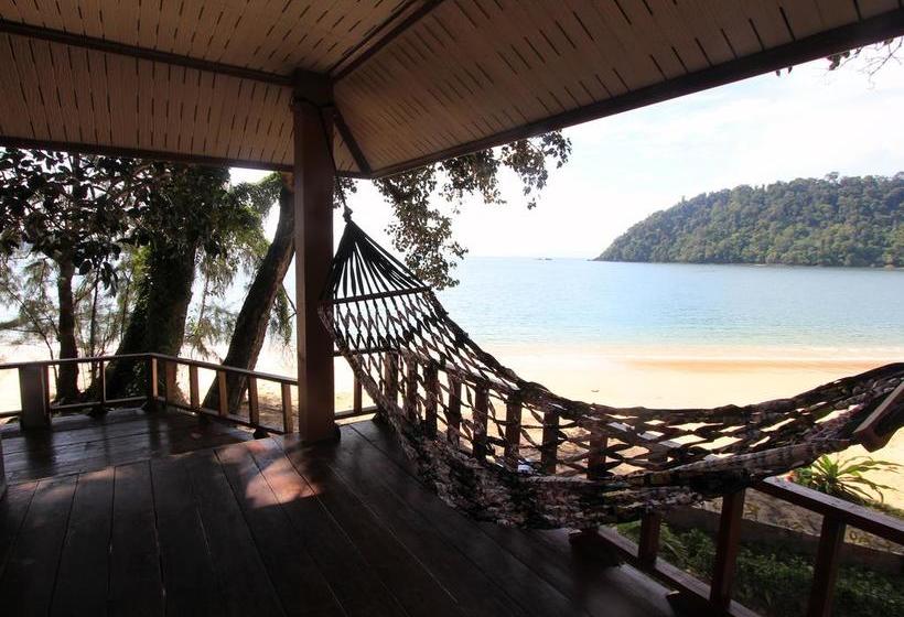 Chomjan Beach Resort 8