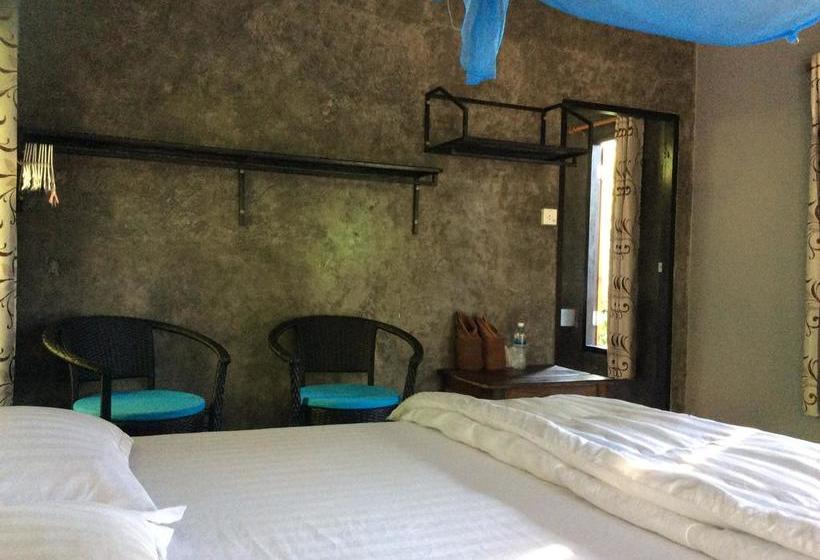 Resort Saithong Bungalow 8