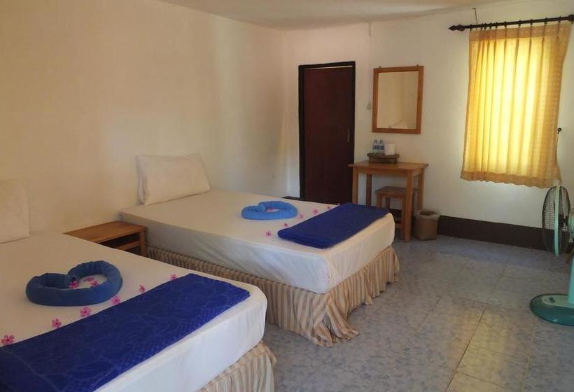 Kradan Beach Resort 13