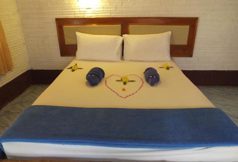 Kradan Beach Resort 18