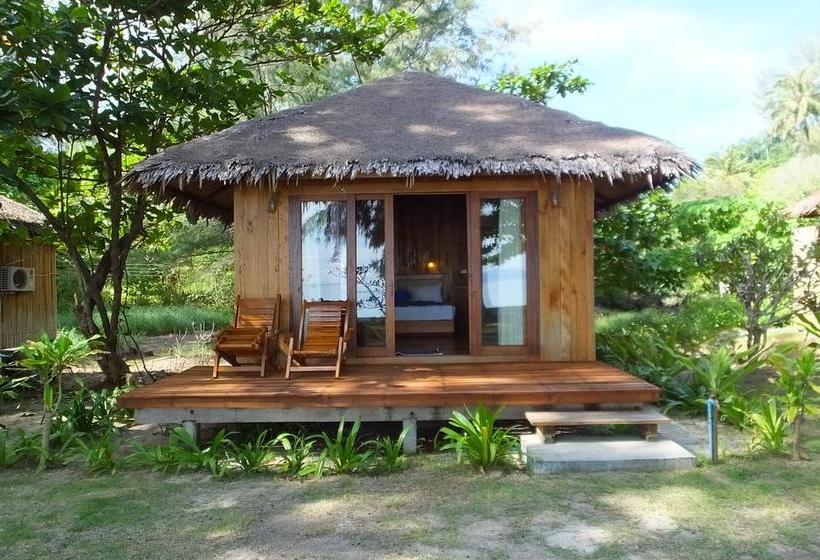 Kradan Beach Resort 6