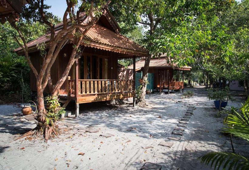 Resort Frog Beach House 10