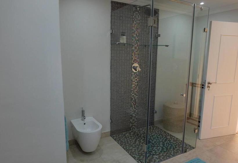 Hotel Kunjani Cottages