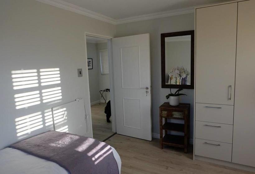 Hotel Kunjani Cottages 2