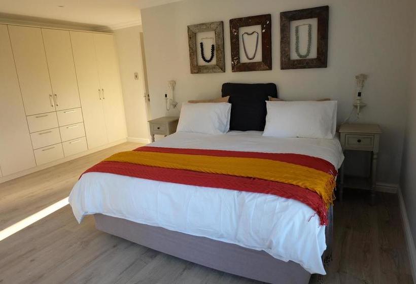 Hotel Kunjani Cottages 3