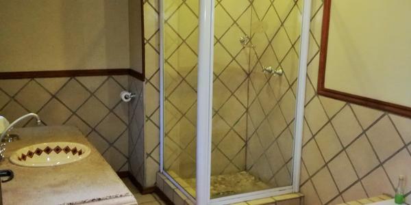 Hotel Africlassic Garden Lodge 6