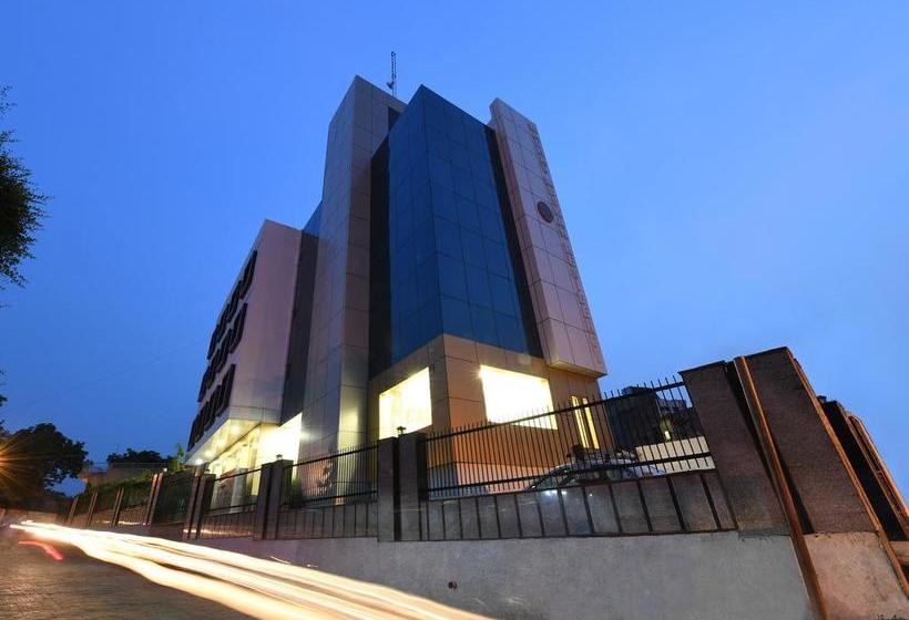 Hotel Madhav Muskan Residency 1