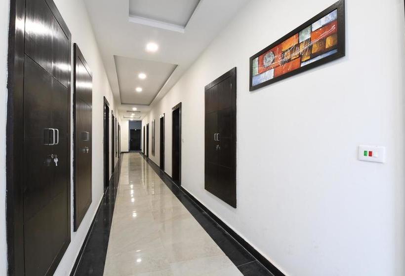 Hotel Madhav Muskan Residency 12