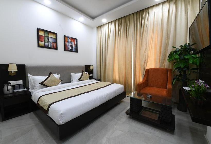 Hotel Madhav Muskan Residency 5