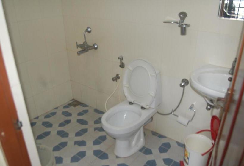 Hotel Mookambika Beach House 15