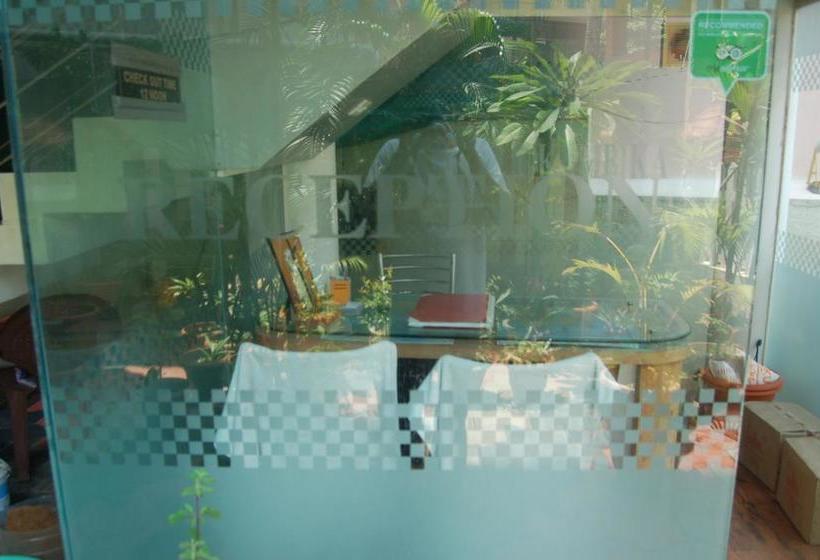 Hotel Mookambika Beach House 6