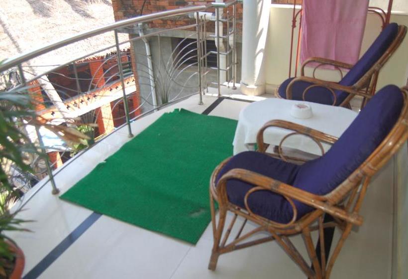 Hotel Mookambika Beach House 7