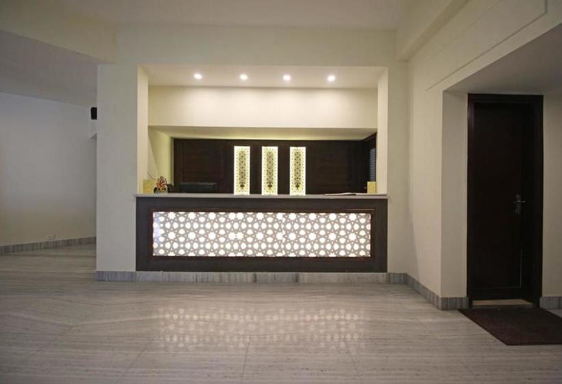 Hotel The Central Palm 10