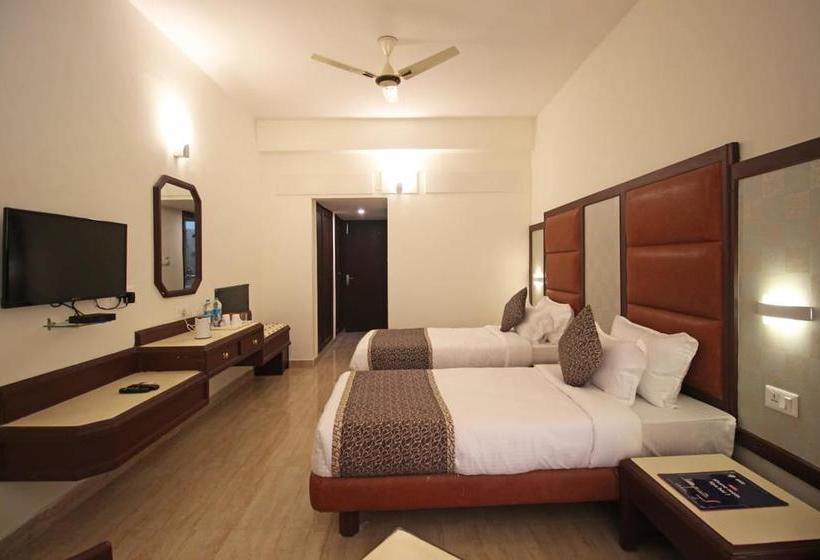 Hotel The Central Palm 11