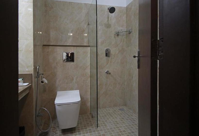 Hotel The Central Palm 13