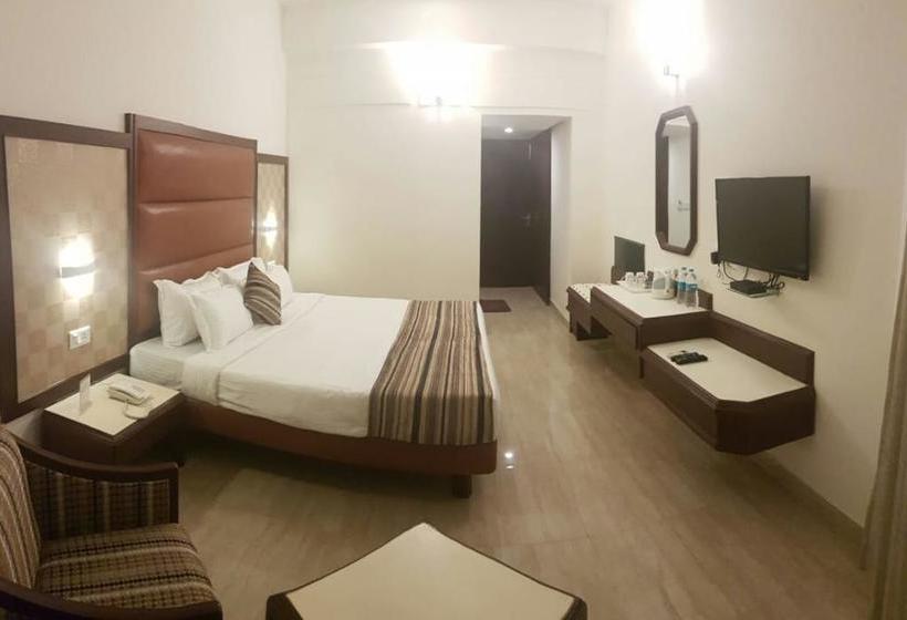 Hotel The Central Palm 9