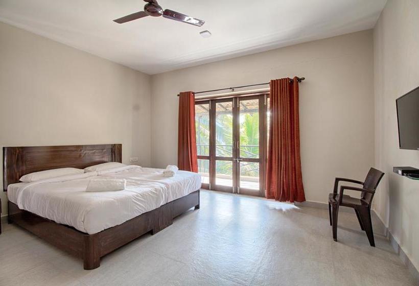 Hotel Iora Baga Beach 1