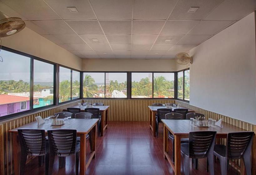 Hotel Iora Baga Beach 10