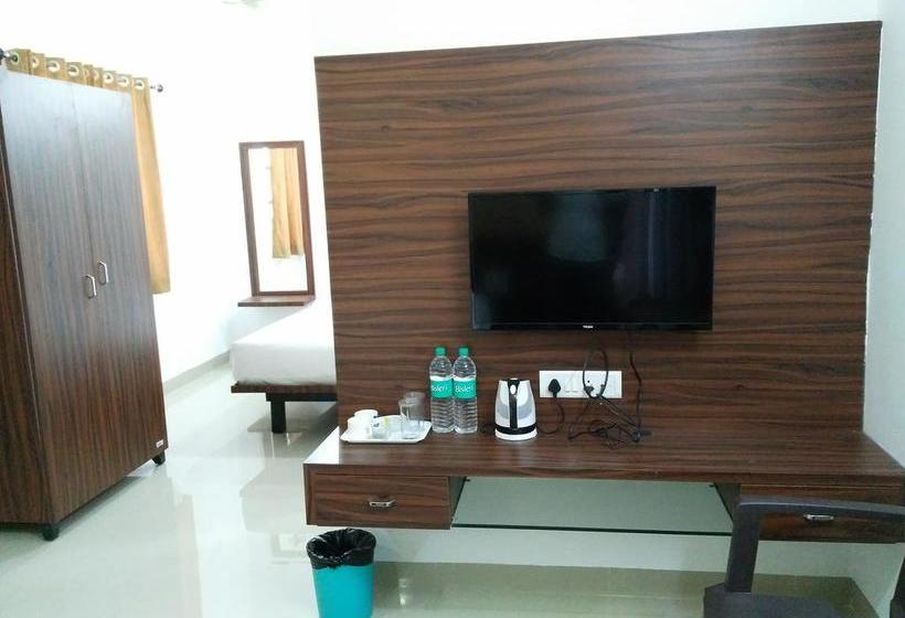 Hotel Iora Baga Beach 16