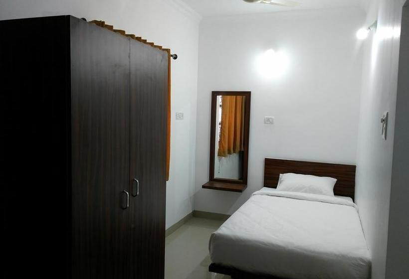 Hotel Iora Baga Beach 18