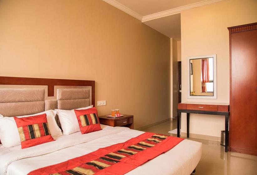 Hotel Oyo Rooms 047 Kamptee Road 7