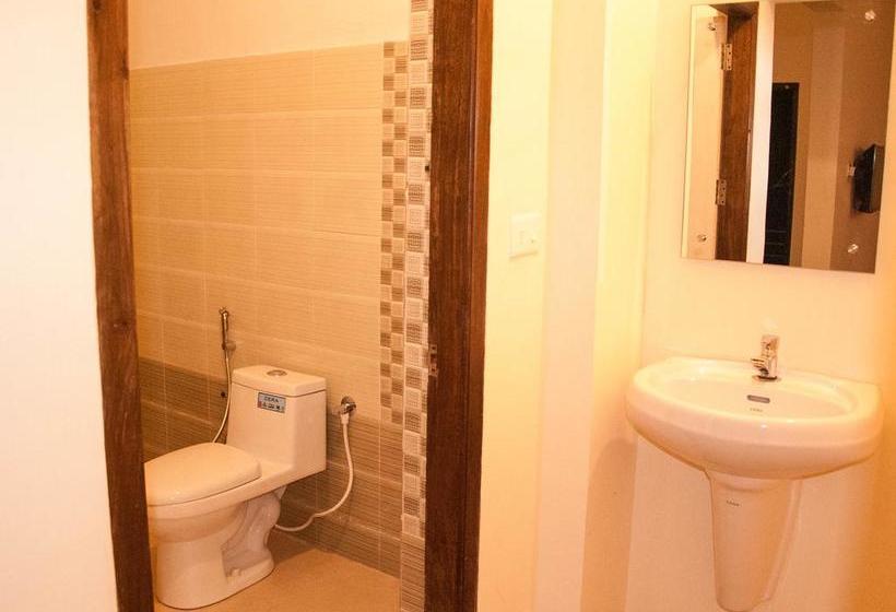 Bed and Breakfast Wayanad Royal Stream 12