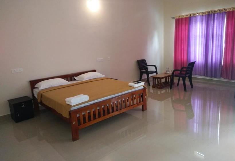 Bed and Breakfast Wayanad Royal Stream 5