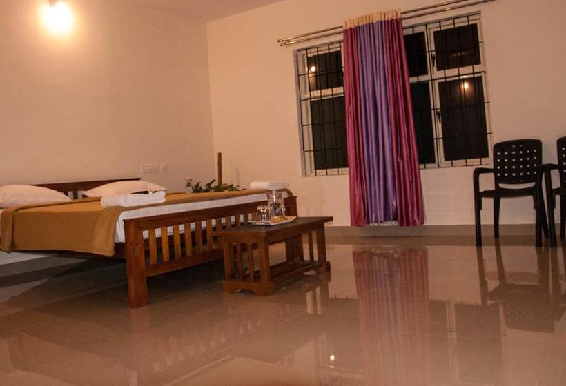 Bed and Breakfast Wayanad Royal Stream 8