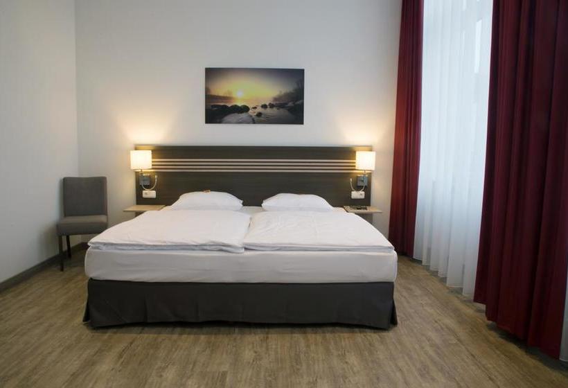 Ruhr Inn Hotel & Hostel 10