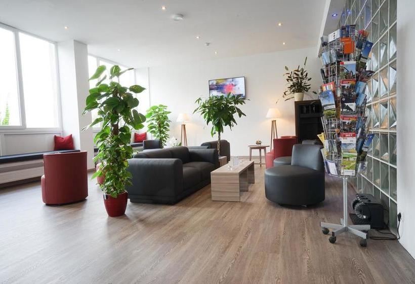 Ruhr Inn Hotel & Hostel 12