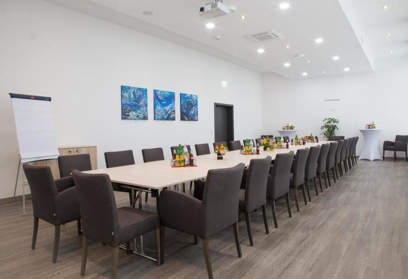 Ruhr Inn Hotel & Hostel 5