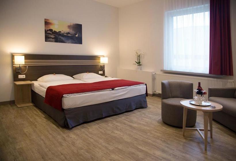 Ruhr Inn Hotel & Hostel 8