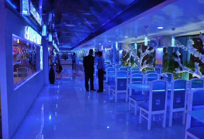 Hotel The Uday Regency 11