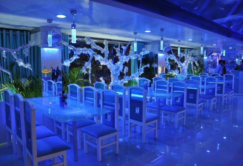 Hotel The Uday Regency 4