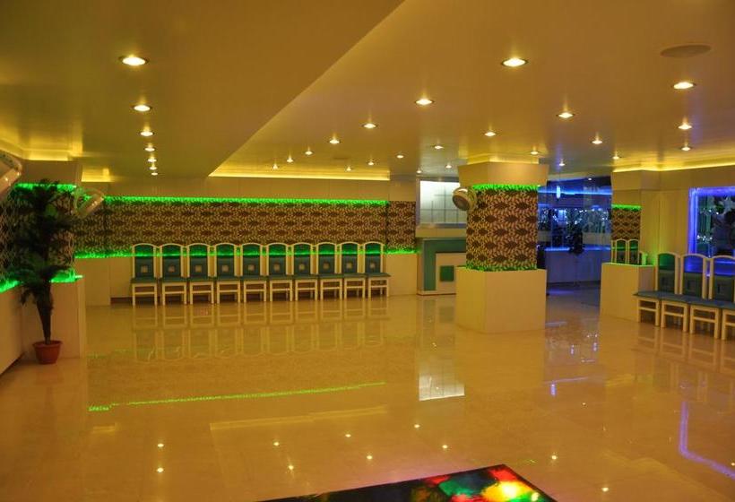 Hotel The Uday Regency 5