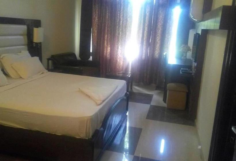 Hotel Imperial Clarks Inn 19