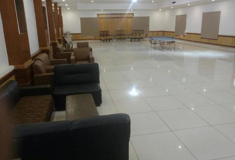 Hotel Imperial Clarks Inn 6