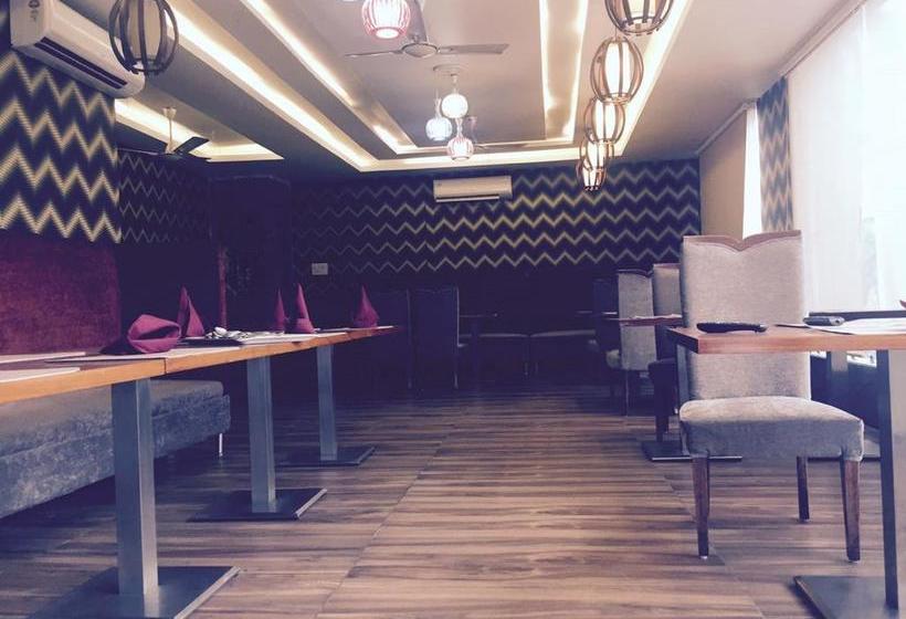 Hotel Platinum Palace 16