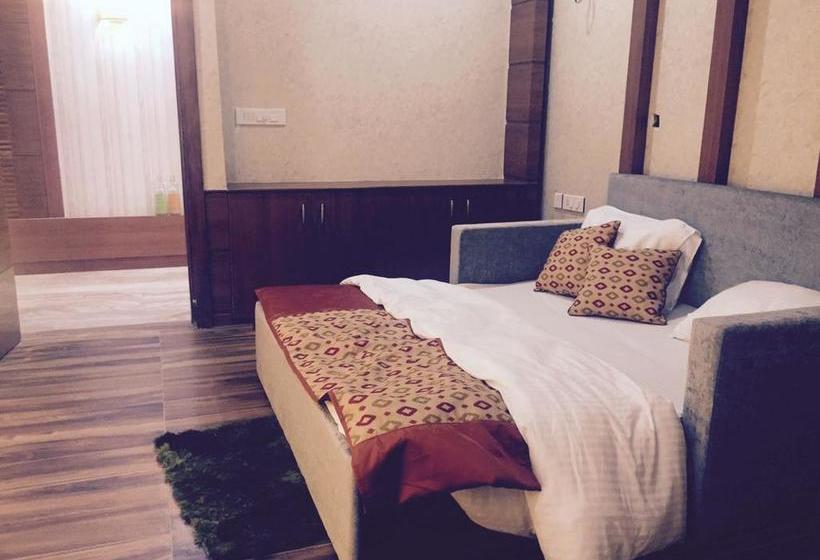 Hotel Platinum Palace 17