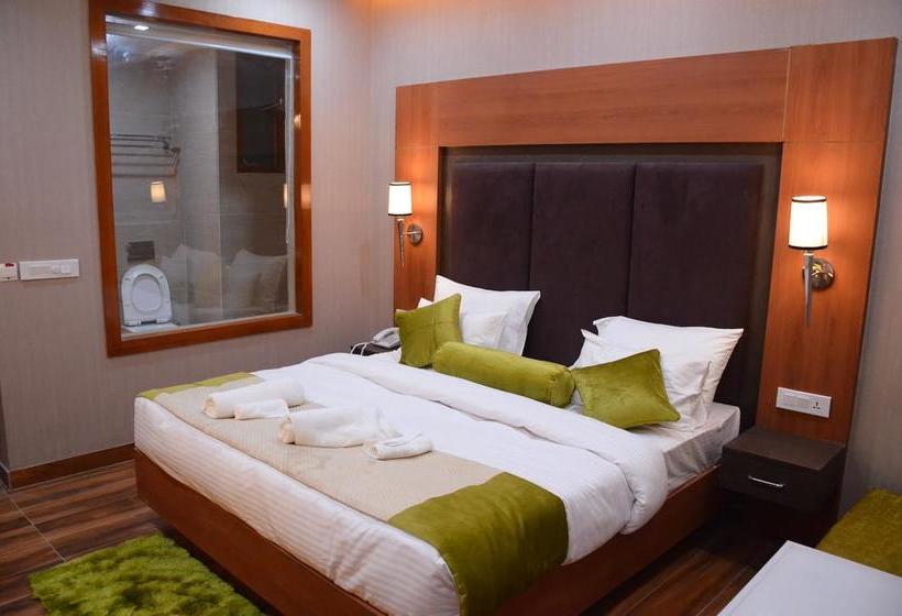 Hotel Platinum Palace 2