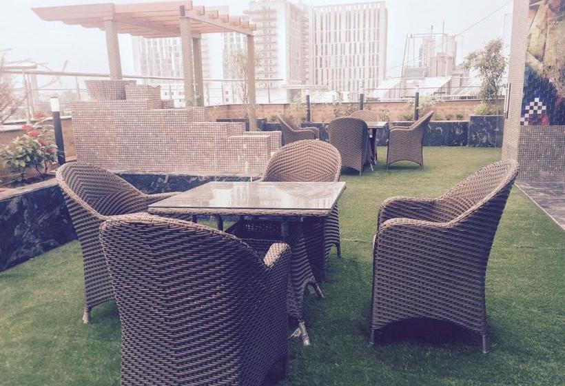 Hotel Platinum Palace 6