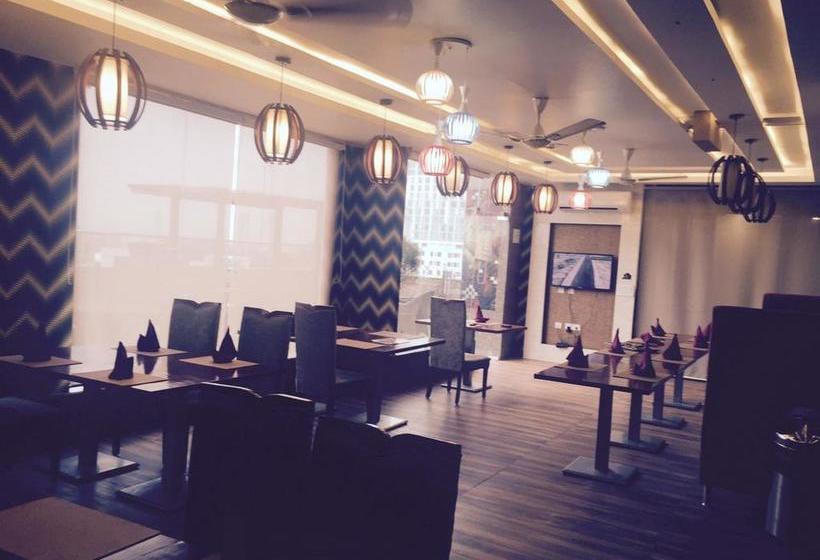 Hotel Platinum Palace 8