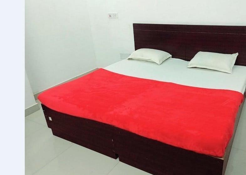 Hotel Royal Guest House 4