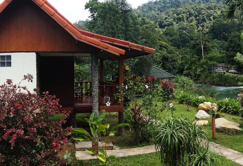 Khao Sok Riverfront Resort 1