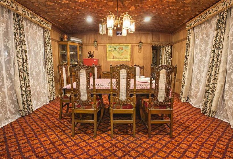 Hotel New Pride Of Kashmir Houseboat 5