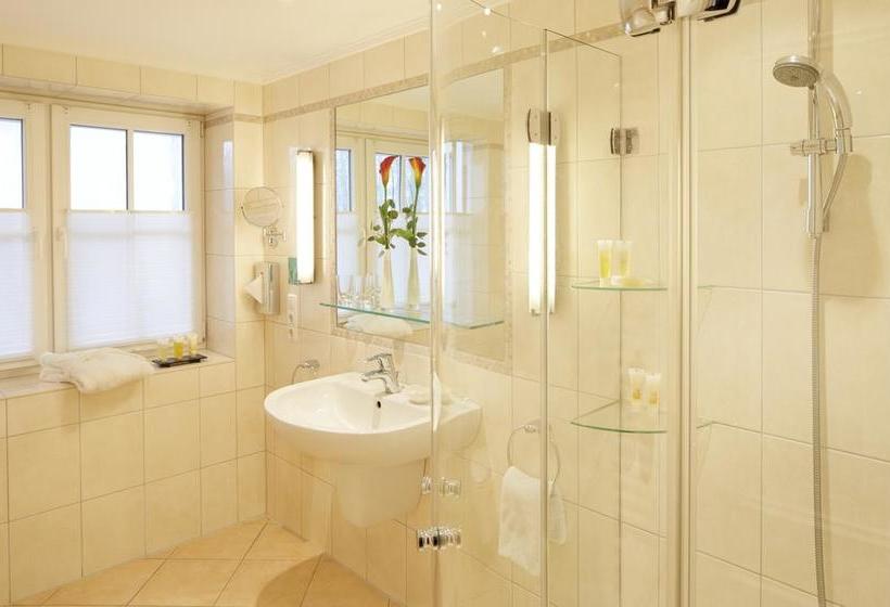 Strandhotel Fontana 16